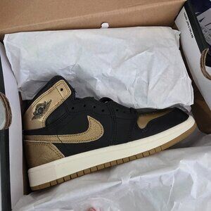 Nike Air Jordan 1 Retro High OG Preschool Size 13C Black Metallic Gold Sail